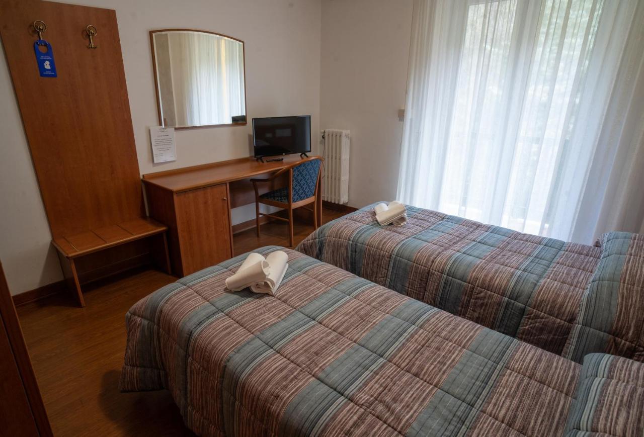 Hotel Tre Monti Popoli Esterno foto