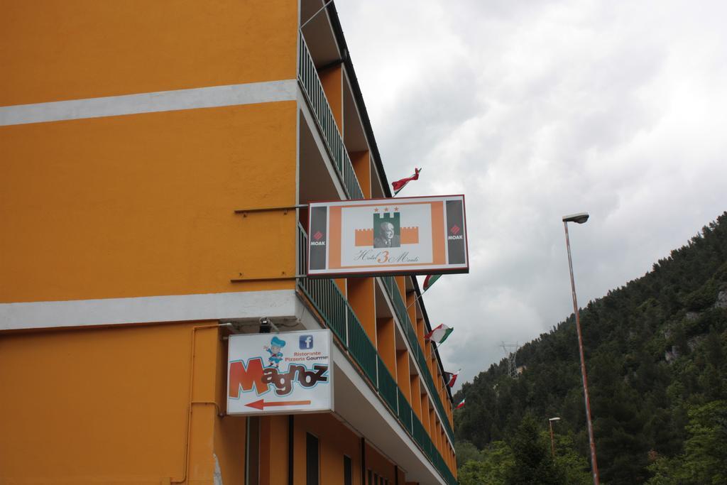 Hotel Tre Monti Popoli Esterno foto